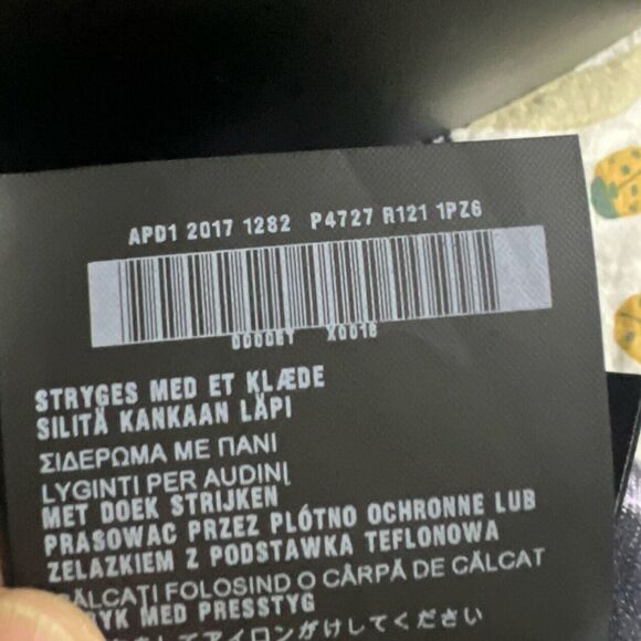 Prada Milano Top Eye Print Purple Black Sleeveless Collar Button Up Back Silk 6 - Picture 9 of 10